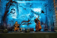Hayalet: concerto live in duo per violoncello, contrabbasso e live electronics