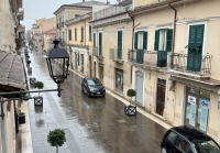 Situazione critica per il maltempo a Popoli Terme, allagamenti e case sgomberate