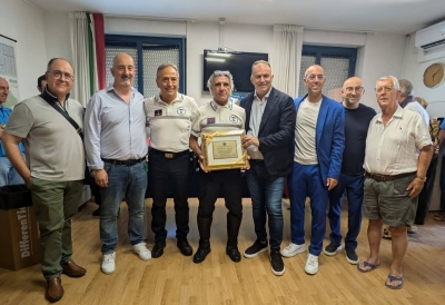 Dopo più di 40 anni va in pensione dalla polizia locale di Montesilvano Roberto Marzoli [FOTO]