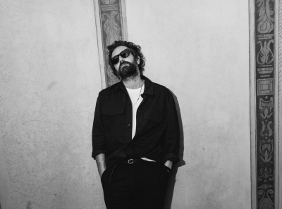 Tommaso Paradiso infiamma l’estate con un concerto gratuito