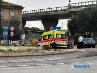 Attraversa la rotatoria di piazza Unione, anziana investita e portata in ospedale