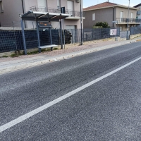 Pulizia straordinaria e nuovi cestini lungo la strada parco a Montesilvano