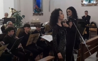 Successo a Montesilvano per il gran concerto di Natale con l’orchestra di fiati “I Colori del Pentagramma” e il soprano Chiara Tarquini [FOTO]