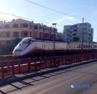 Rinvenuto il cadavere di un uomo lungo la ferrovia Pescara-Ancona