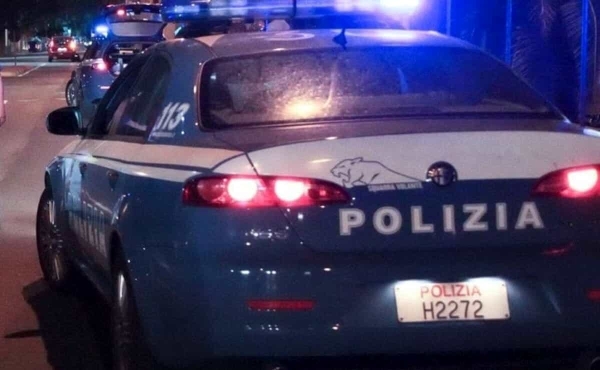 Rubano in un garage dei Colli ma vengono rintracciati a San Donato: denunciati dalla polizia