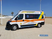 Scontro fra auto e scooter in viale Marconi: ferita una ragazza di 17 anni