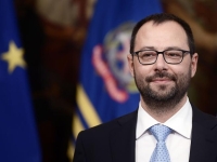 Ricciardi e Patuanelli (M5s) a Pescara per il toru nazionale contro la "Manovra di guerra" del governo Meloni