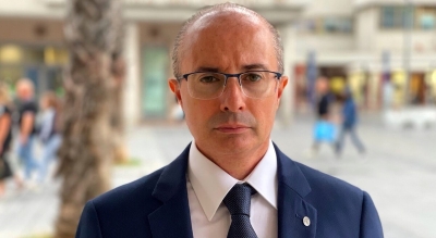 Il candidato sindaco Pettinari sui manifesti elettorali: “Vanno messi solo dove è consentito”