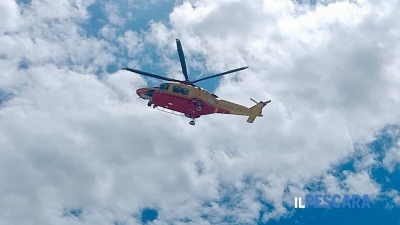 Nuova tragedia sulle strade abruzzesi, incidente tra auto e camion in autostrada: un morto