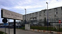 Invia droga in carcere nascondendola nel sottovuoto degli affettati: intercettata e sequestrata