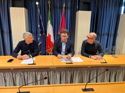 Il Pd porta in commissione Vigilanza i cantieri dell'Aca: "Chi controlla i riprisini? Rischio riapertura degli scavi"