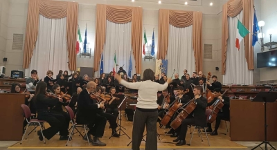 Con &quot;Note di condivisione&quot; la Giovane ensemble d’Abruzzo porta la musica classica in periferia