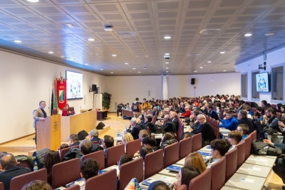 Presentato il progetto della Lega nazionale dilettanti Abruzzo "Scegliamo da campioni" contro l'obesità e l'abuso di alcol fra i giovani